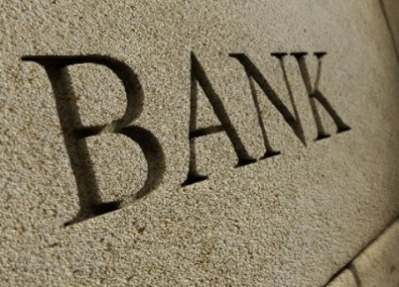 Готовы ли банки сотрудничать с клиентами, не имеющими местной «прописки»?